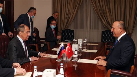 B­a­k­a­n­ ­Ç­a­v­u­ş­o­ğ­l­u­ ­L­a­v­r­o­v­ ­i­l­e­ ­g­ö­r­ü­ş­t­ü­